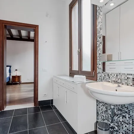 Guesthost - Elegant Near Piazza San Marco Appartement Venise