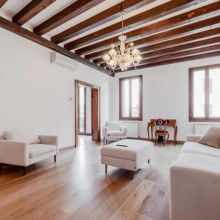 Guesthost - Elegant Near Piazza San Marco Appartement *