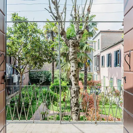 Elegant 7 Minutes From Piazza San Marco! 公寓 *